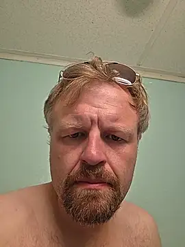 HawtOnes live cam on Stripchat