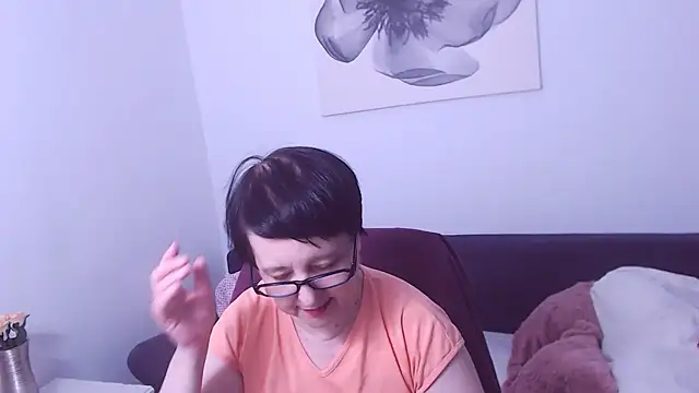 ChristaRose live cam on StripChat