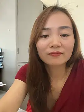 Lily_3324 live cam on Stripchat