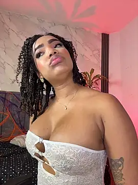 kem_hott live cam on Stripchat