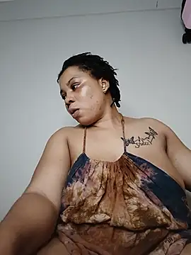 Lightskinbae live cam on Stripchat