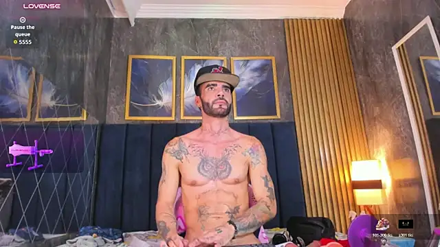 Lancelot_Benwick live cam on Stripchat