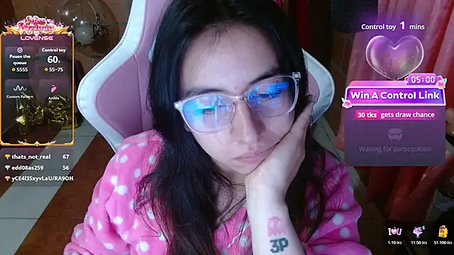 Maggie_Fox3 live cam on Stripchat