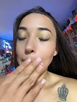 HollyAngel2 live sex cam