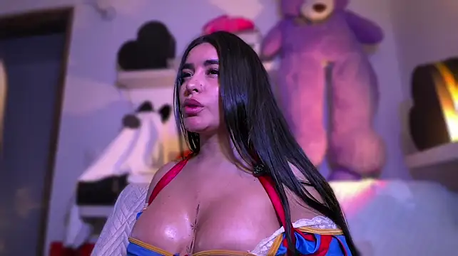 Layla_Nicols的直播画面