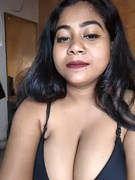 hornynisha321の配信中の画面
