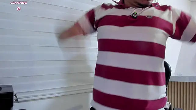 Rick_Adams live now