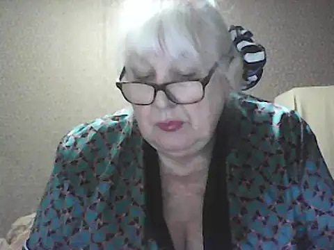 Alexia64231 live cam on Stripchat