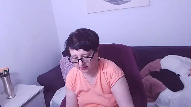ChristaRose live cam on Stripchat