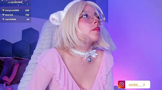 kitty_patitas_suavesss