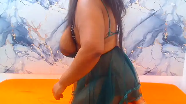 HornnyBabe35