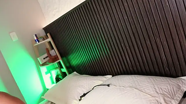 _mishelle live cam