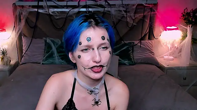 MiaKarlos live cam on Stripchat