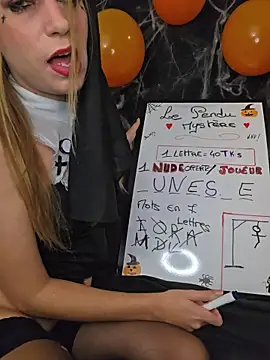XLisaxx live now