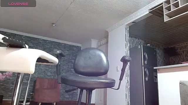 MikeFetish_01