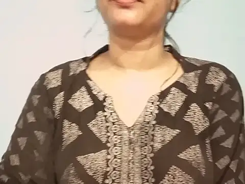 Adhiti_1的直播畫面