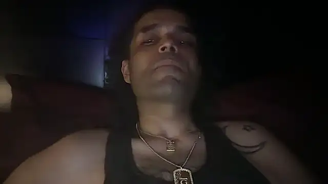 icebergslim281 live cam on Stripchat