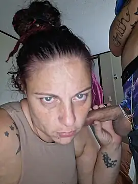 Stephthickbaddie live cam on Stripchat