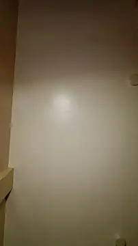 WetVirginPussy webcam