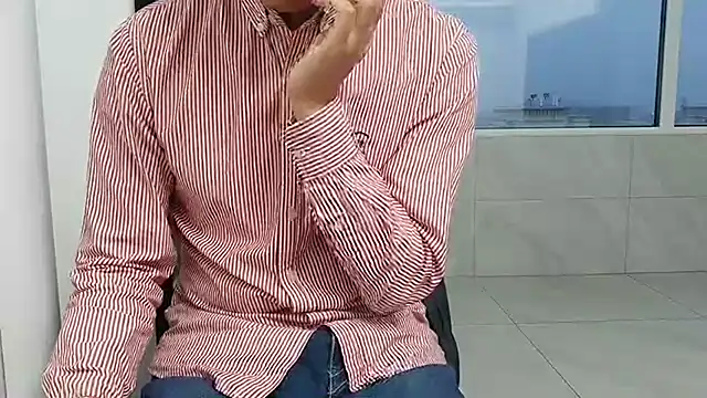nole_china7 (Ask my age) - Talk ​and ​Fun 来聊天，来玩耍