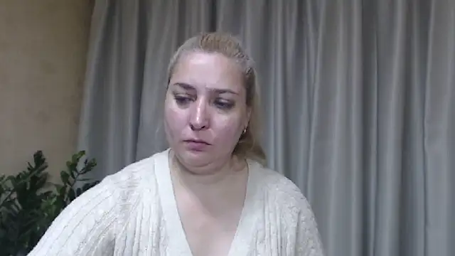 sweetpussy13 live cam on Stripchat