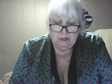 Alexia64231 live cam on Stripchat