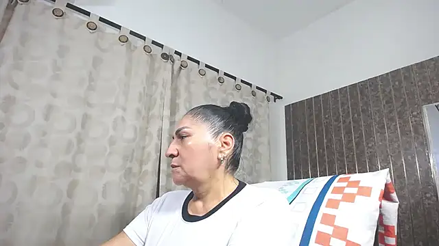 mature_bigboobs10