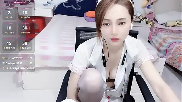 miaomiao-99 live cam on StripChat