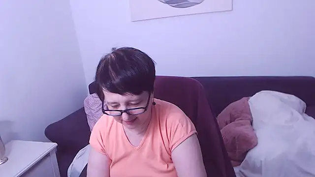 ChristaRose live cam on Stripchat