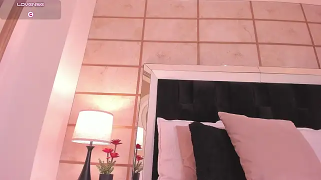 Crystal_Rose__ live cam
