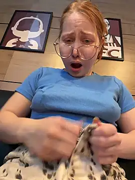 SlavicCandy live cam on Stripchat
