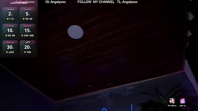 Angel_xlhotxxx live cam on Stripchat