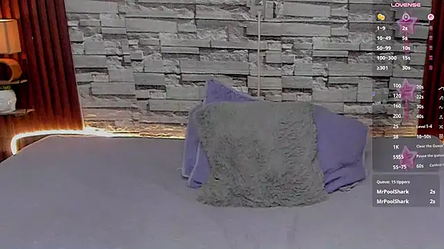 Veronica_Black18