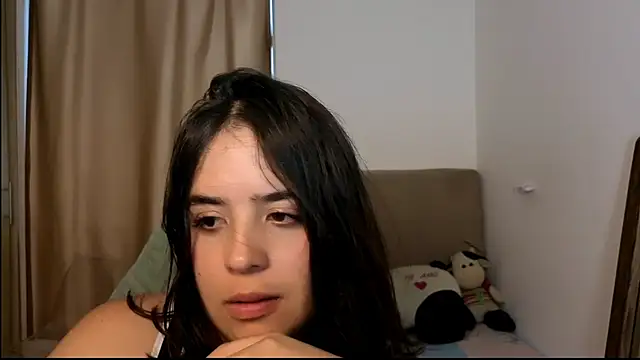 _alicia_z live cam on Stripchat