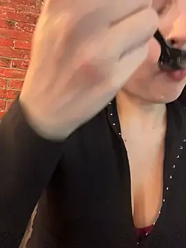 Holly_Play webcam