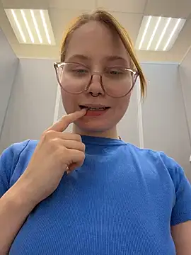SlavicCandy webcam
