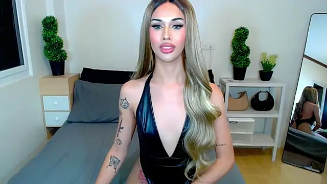 HorsecockMadison live cam on Stripchat