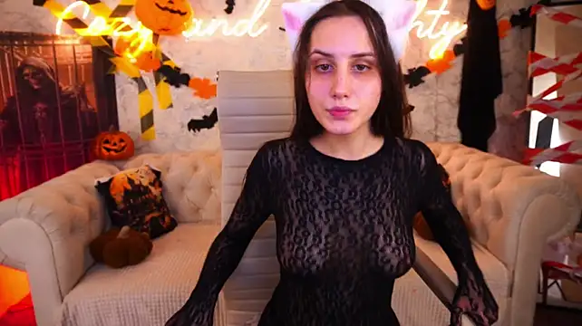 ItsMeAnnaBelle live cam on Stripchat