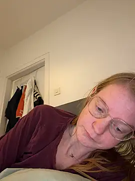 jannis1992 live cam on Stripchat