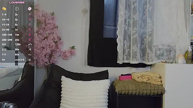 AnnabelleSky live cam on Stripchat