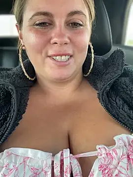 Samantha_official live cam on Stripchat
