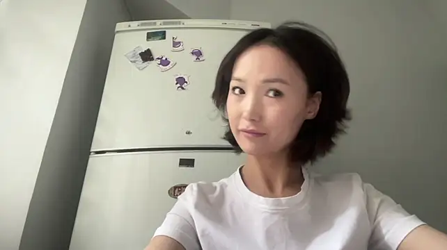 StarHolifield live cam on Stripchat