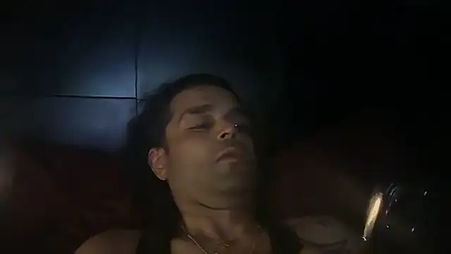 icebergslim281 live cam on Stripchat