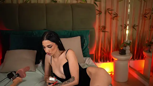 ErinEvans live cam on Stripchat
