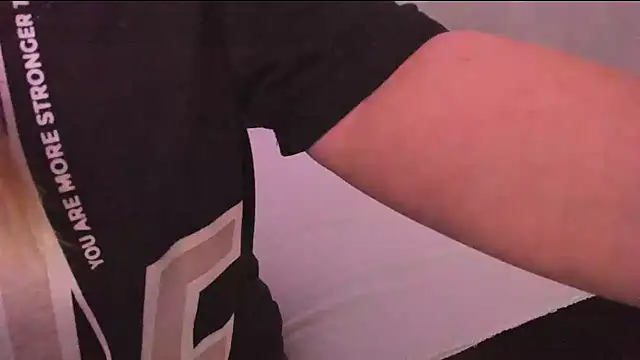 boobies4fun live cam on Stripchat