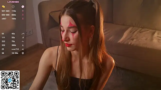 Quinavelle live cam on Stripchat