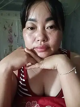 -Tiduta- live cam on Stripchat