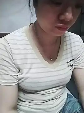 Genshin_love live cam on Stripchat