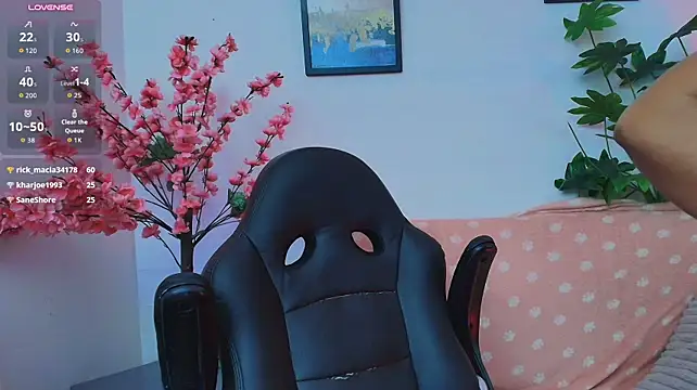 Aylin_boobs live cam on Stripchat