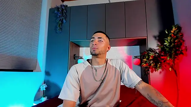 DrakeNeumann live cam on Stripchat
